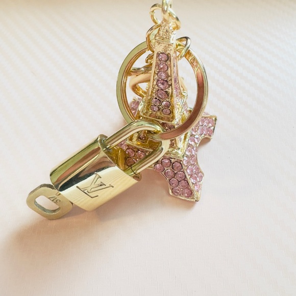 Louis Vuitton Gold and Pink Key Holder - Picture 1 of 5